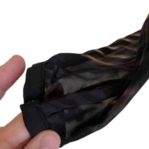 Carmen Marc Valvo sheer button up MEDIUM - Picture 6 of 8